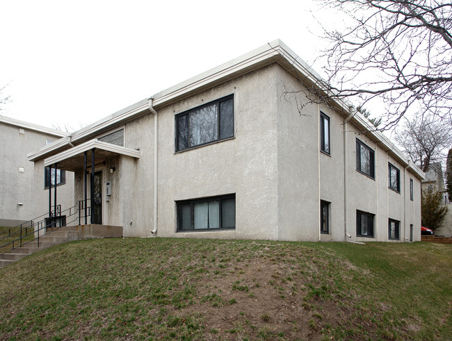 1225 St Clair Ave in St. Paul, MN - Building Photo - Building Photo