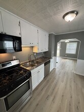 19029 Victor St in Roseville, MI - Building Photo - Building Photo