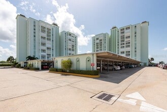 400 64th Ave in St Pete Beach, FL - Building Photo - Building Photo