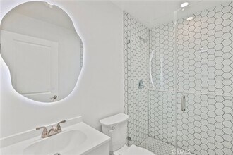 3794 Cloud Ave, Unit 5111 in Glendale, CA - Building Photo - Building Photo