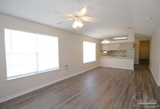 3092 Flintlock Dr in Pensacola, FL - Building Photo - Building Photo