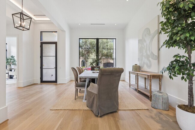 2711 Eastgrove Ln in Houston, TX - Building Photo - Building Photo