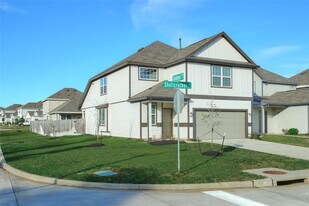 2460 Shellcracker Dr in Conroe, TX - Building Photo