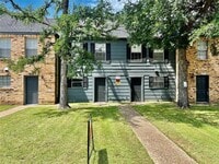 4047 Country Club Dr W