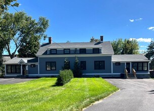 88 Reed St in Warwick, RI - Building Photo - Building Photo