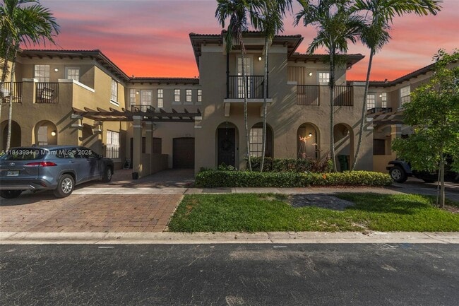 8612 Buckskin Manor