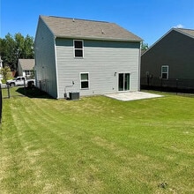 207 Wolfburn Ct in Greensboro, NC - Building Photo - Building Photo