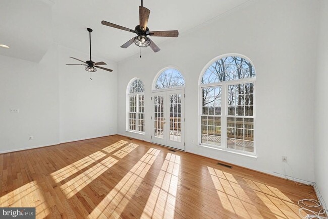 5705 Governors Pond Cir in Alexandria, VA - Building Photo - Building Photo