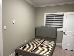 2222 Davies Ct in Richmond, BC - Building Photo - Building Photo