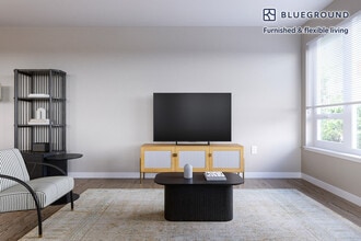 2690 152nd Ave NE in Redmond, WA - Building Photo - Building Photo