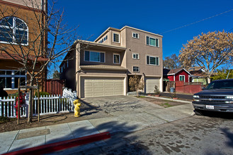 Caritas Apartments in Redwood City, CA - Building Photo - Building Photo