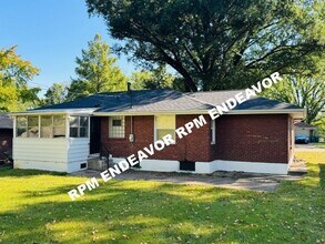 9921 Delhi Dr in St. Louis, MO - Building Photo - Building Photo
