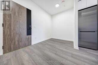 1007 The Queensway in Toronto, ON - Building Photo - Building Photo