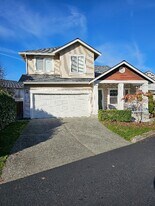 7015 144th St SE in Snohomish, WA - Building Photo