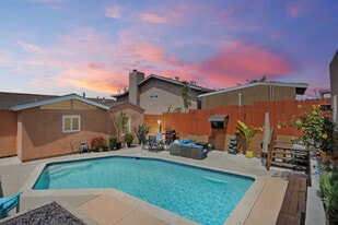 5122 Ellsworth St in San Diego, CA - Building Photo