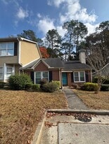 113 Manor Row in Macon, GA - Building Photo