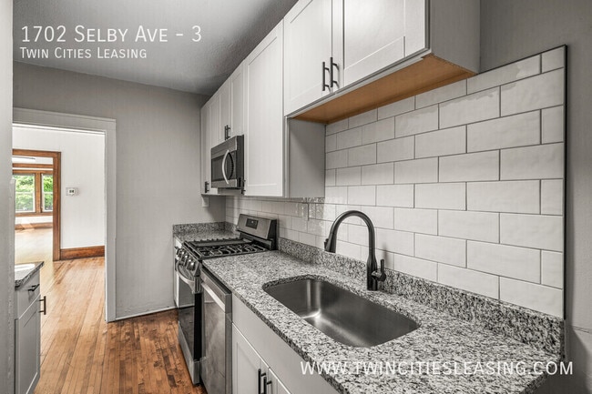 1702 Selby Ave in St. Paul, MN - Building Photo - Building Photo
