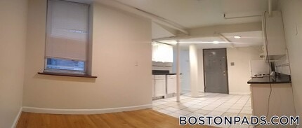 171 Hemenway St, Unit B2 in Boston, MA - Foto de edificio - Building Photo