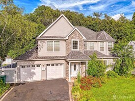 15 Altamont Rd in Edison, NJ - Building Photo
