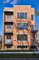 1414 E 65th Pl in Chicago, IL - Building Photo