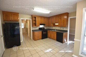 4475 Susans Way in Snellville, GA - Foto de edificio - Building Photo