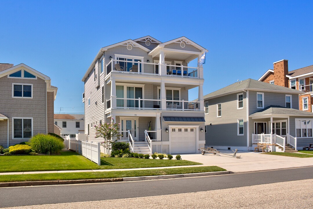 316 15th St S in Brigantine, NJ - Building Photo