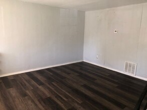 2563 Southdene Ave in Baltimore, MD - Building Photo - Building Photo