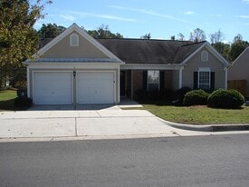 404 Kinship Ln in Apex, NC - Building Photo