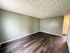 122 Hathaway St in Lansing, MI - Building Photo - Building Photo