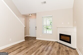 132 Lossie Ln in Mcdonough, GA - Building Photo - Building Photo