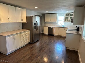 232 Park Pl in Columbiana, OH - Building Photo - Building Photo