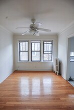 4250 N Clark St in Chicago, IL - Building Photo - Building Photo