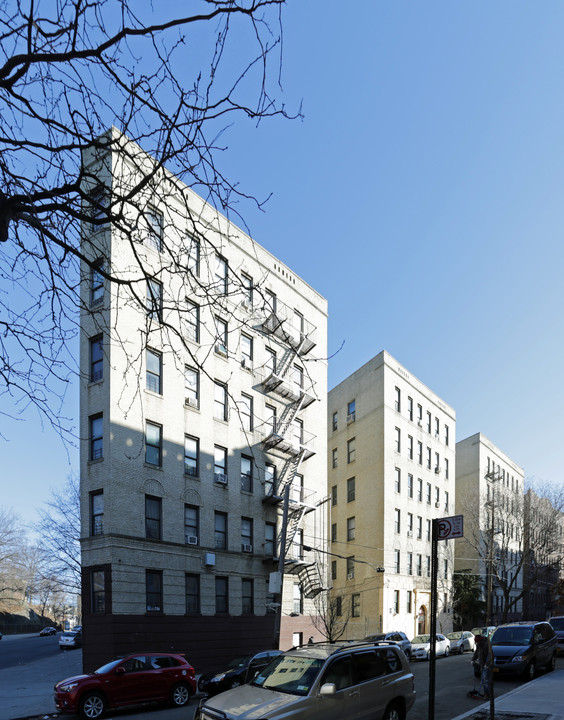 2961-2965 Marion Ave in Bronx, NY - Building Photo