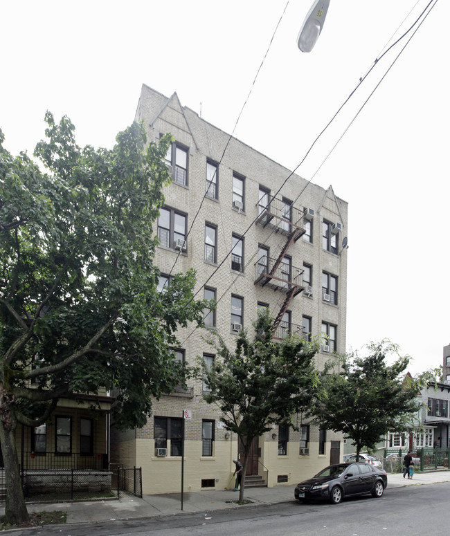 3264 Decatur Ave in Bronx, NY - Building Photo - Building Photo