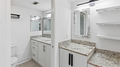 23048 Oxford Pl in Boca Raton, FL - Building Photo - Building Photo