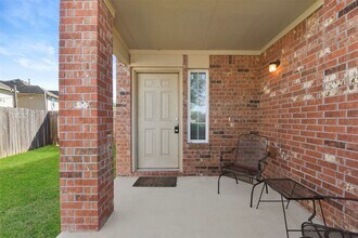 11711 Red Hummingbird Dr in Houston, TX - Building Photo - Building Photo