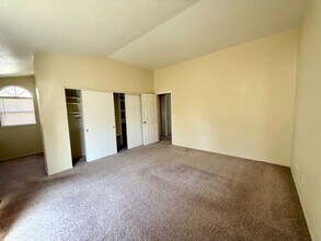 6125 Greenbrook Dr in Reno, NV - Building Photo - Building Photo