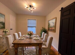 17 Briarwood Path in Clark, NJ - Building Photo - Building Photo