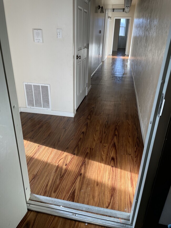 3301 Iowa St, Unit 3 in Pittsburgh, PA - Building Photo - Building Photo