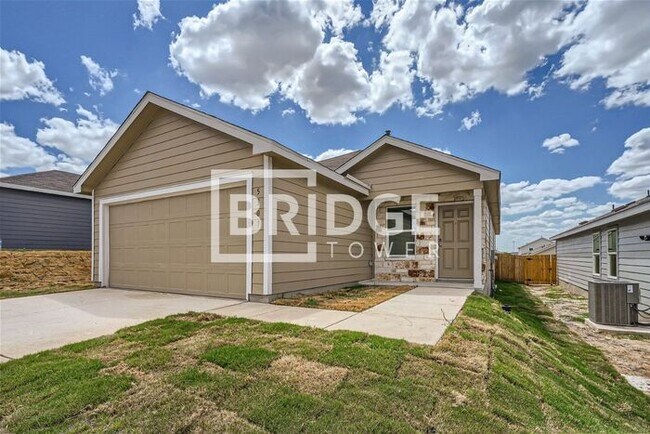 5307 Hornbeck Hts in Converse, TX - Foto de edificio - Building Photo