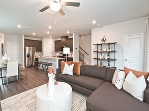1585 Villageside Ct in Lawrenceville, GA - Building Photo - Building Photo