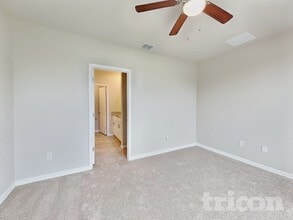 7148 Boggy Crk Pl in Parrish, FL - Building Photo - Building Photo