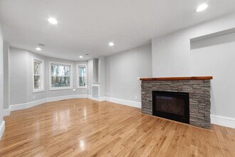 16 B Downer Ct in Boston, MA - Building Photo - Building Photo