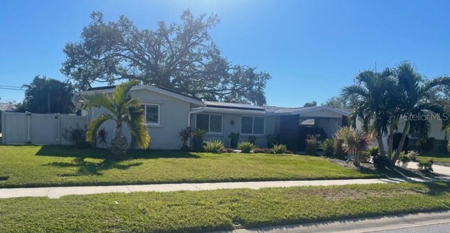 3054 Lockwood Terrace in Sarasota, FL - Foto de edificio - Building Photo