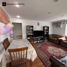 17-17 Francis Lewis Blvd, Unit 1 in Queens, NY - Foto de edificio - Building Photo