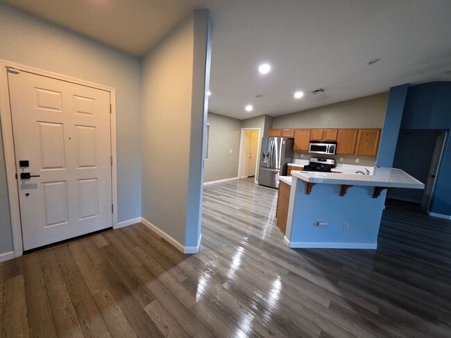 4321 Grafton Cir in Mather, CA - Building Photo - Building Photo