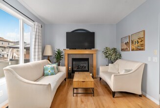 95 Copperstone Blvd SE in Calgary, AB - Building Photo - Building Photo