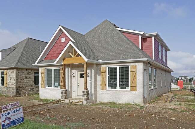 700-N Salem Rd in Fayetteville, AR - Building Photo - Building Photo