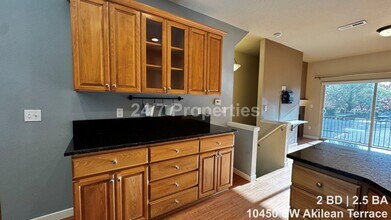 10450 SW Akilean Terrace in Tigard, OR - Building Photo - Building Photo