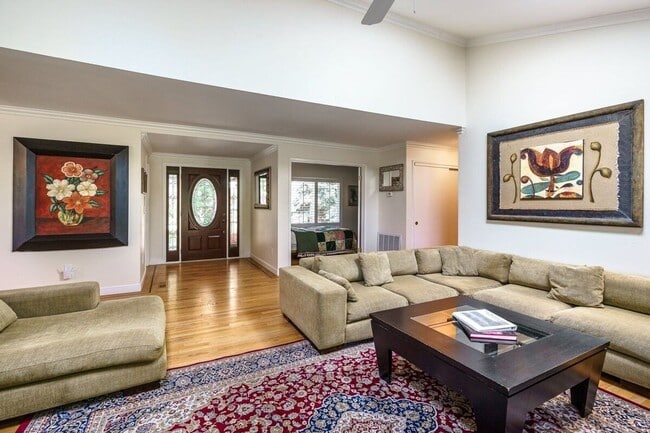 19566 Chaffee Cir in Groveland, CA - Building Photo - Building Photo